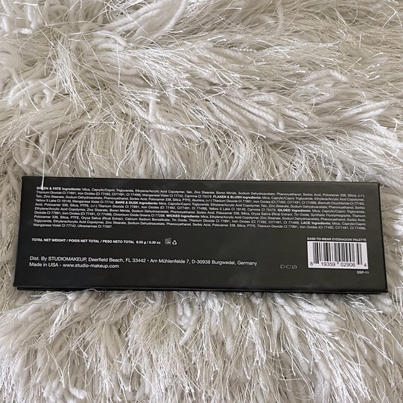 STUDIOMAKEUP EASE TO WEAR PALETTE - Picture 3 of 4